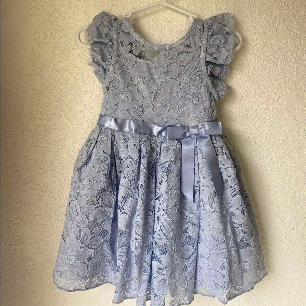 Zunie Girl periwinkle lace dress .